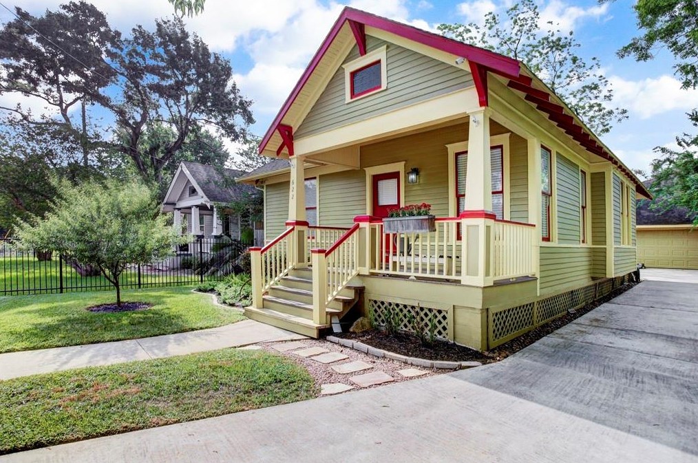 622 E 16th St, Houston, TX 77008