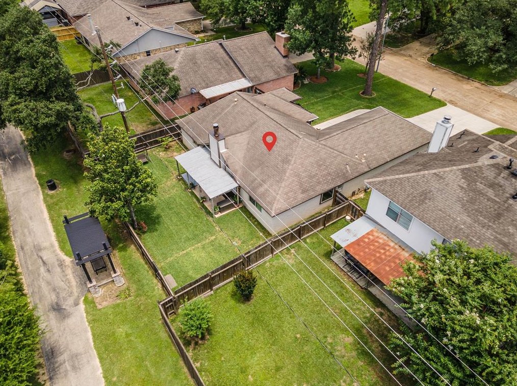 16027 Sugar Tree Dr, Houston, TX 77070