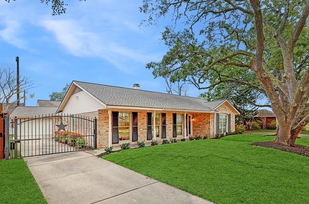 9115 Kapri Ln, Houston, TX 77025