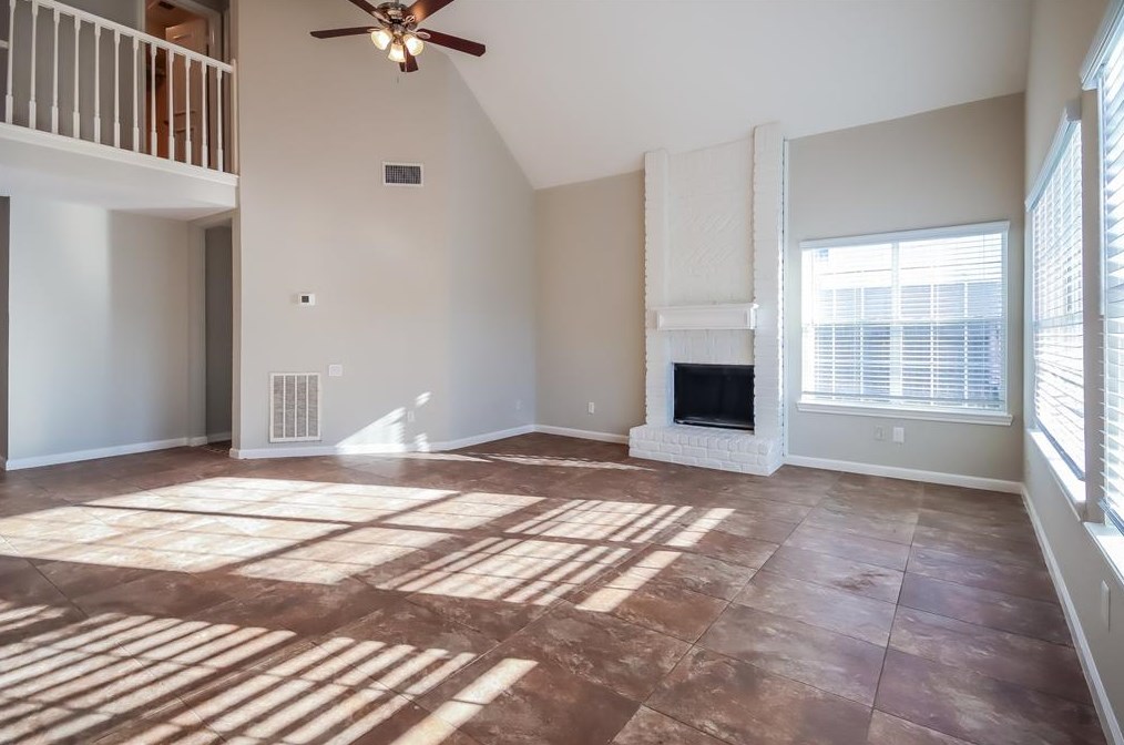 4643 Cashel Cir, Houston TX  77069-3519 exterior