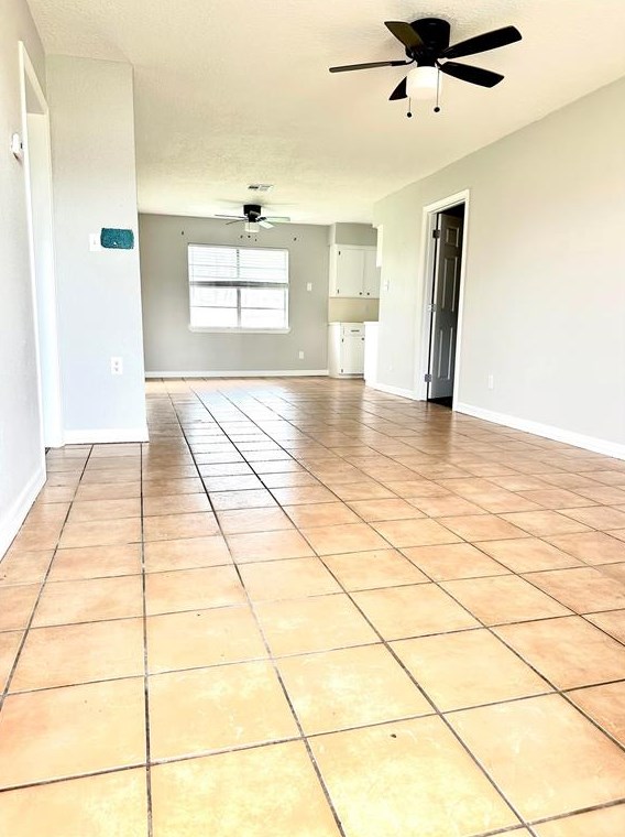 9930 Southport Dr, Houston TX  77089-1328 exterior