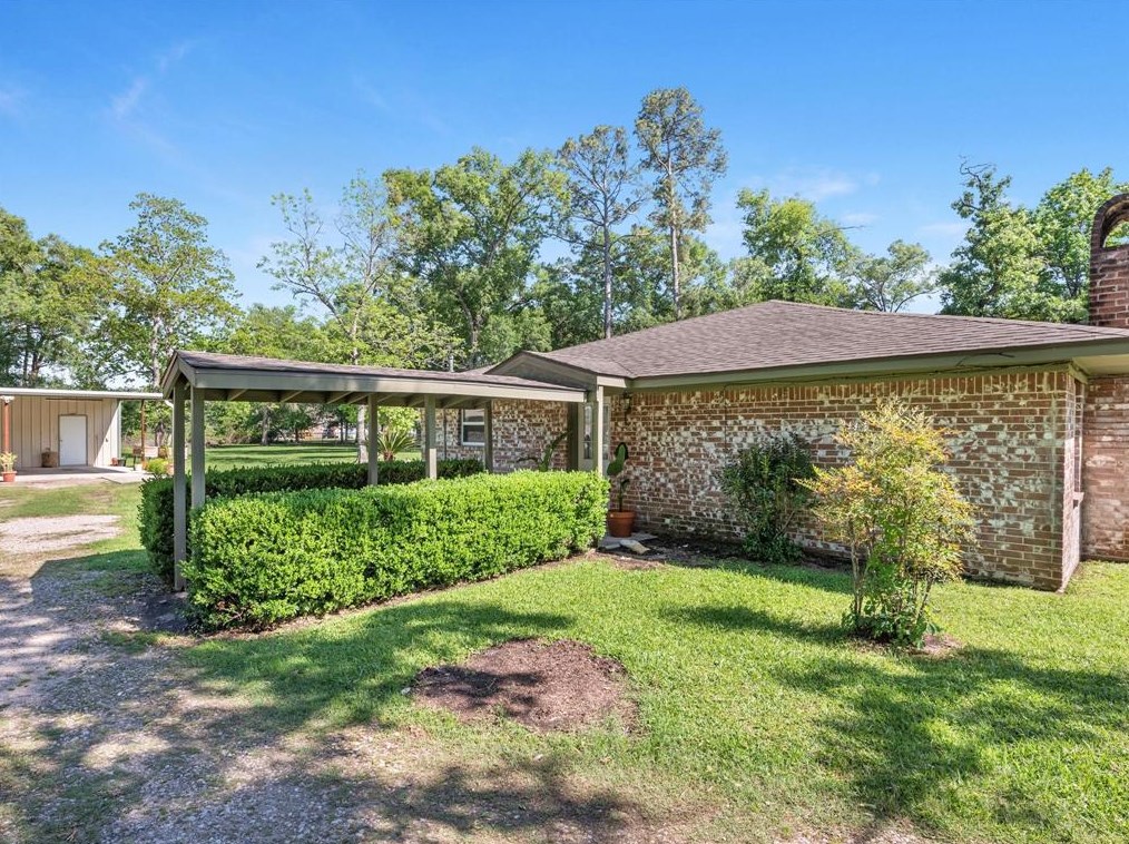 7500 Bridle Path Dr, Houston TX  77044-2709 exterior