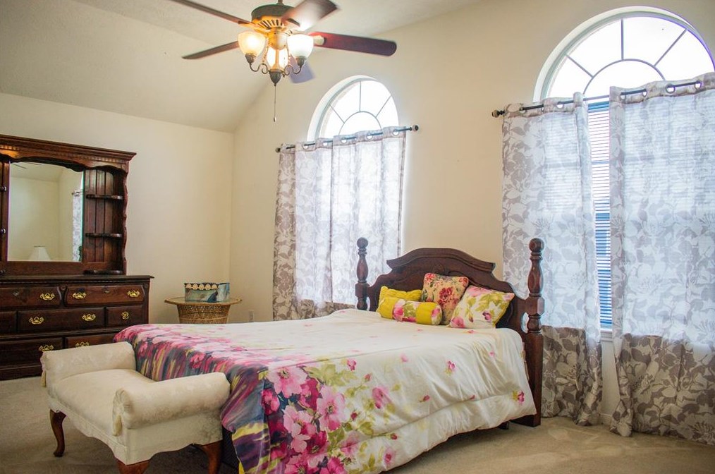 2651 Whitinham Dr, Houston TX  77067-1145 exterior