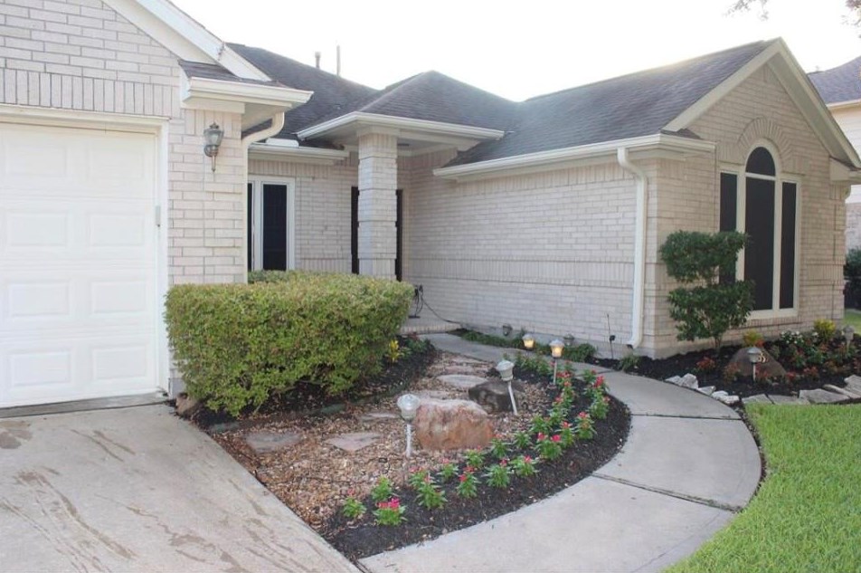 1359 Coleman Boylan Dr, League City, TX 77573