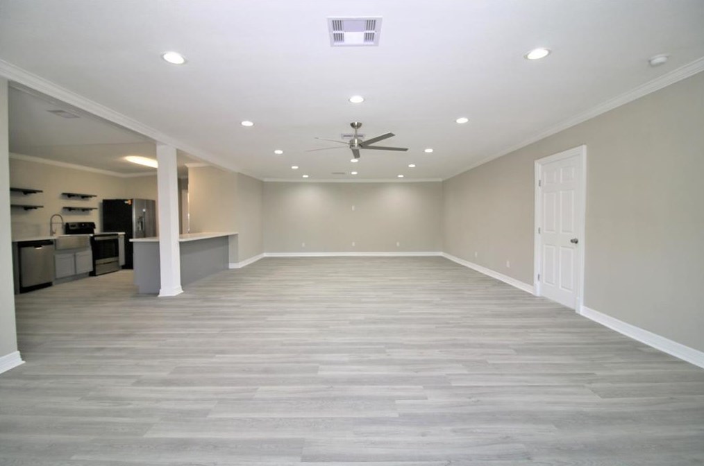 3328 Bernardo De Galvez Ave, Galveston, TX 77550