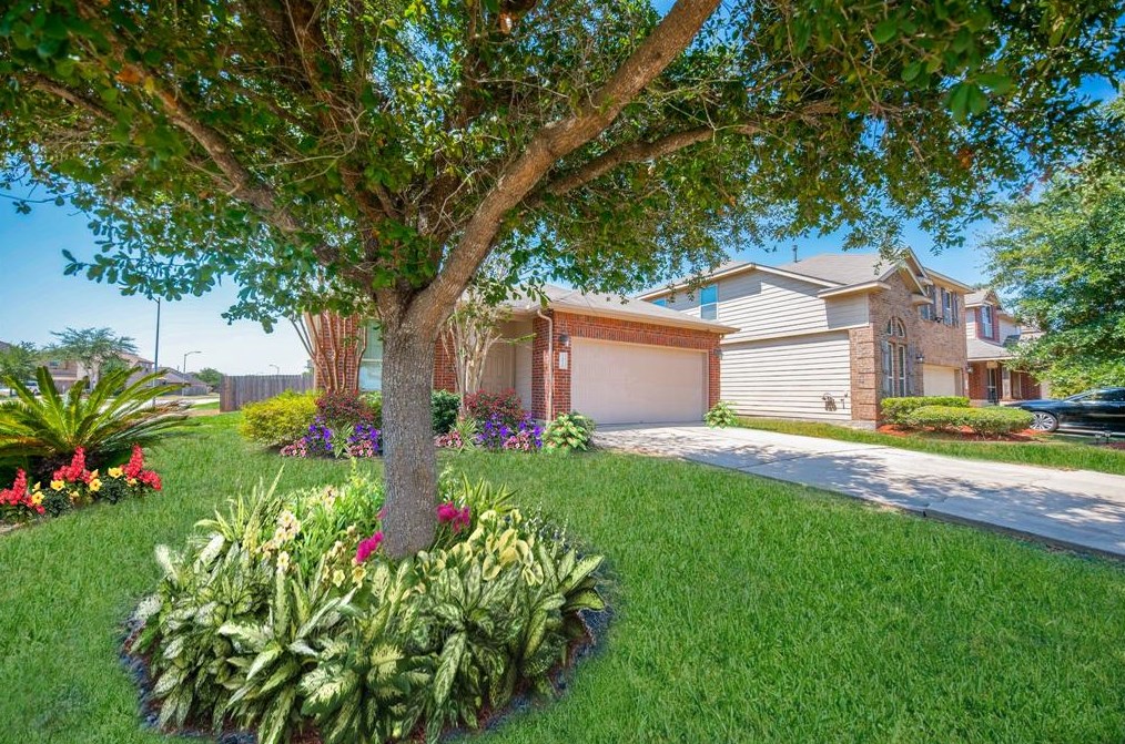 14030 Long Meadow Dr, Houston, TX 77047-4657