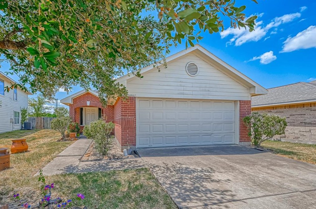 18907 Larkspur Hills Dr, Cypress, TX 77433-1946