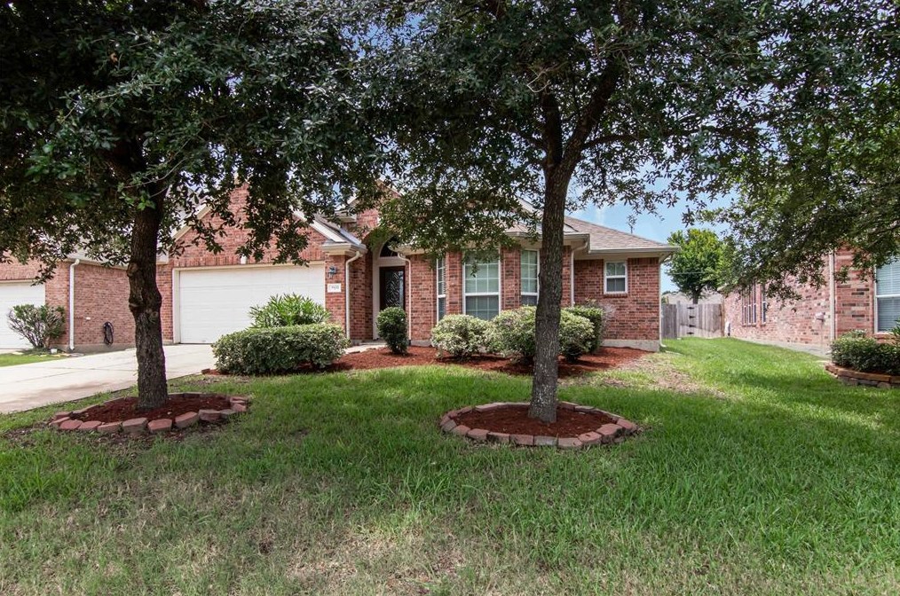 9122 Edgeloch Dr, Spring, TX 77379-4369