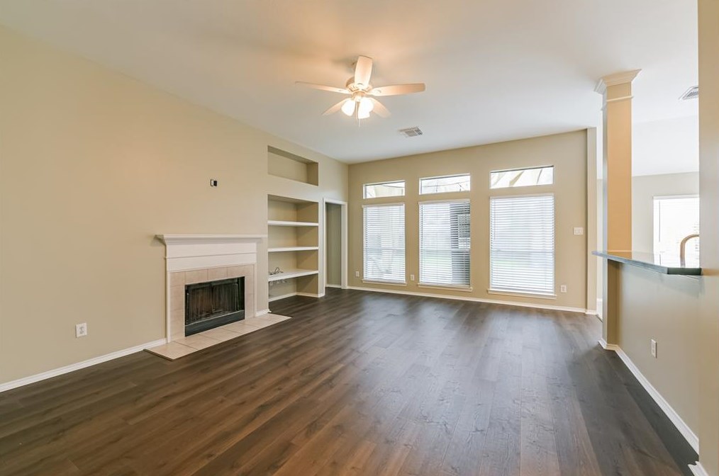 3714 Paigewood Dr, Pearland, TX 77584