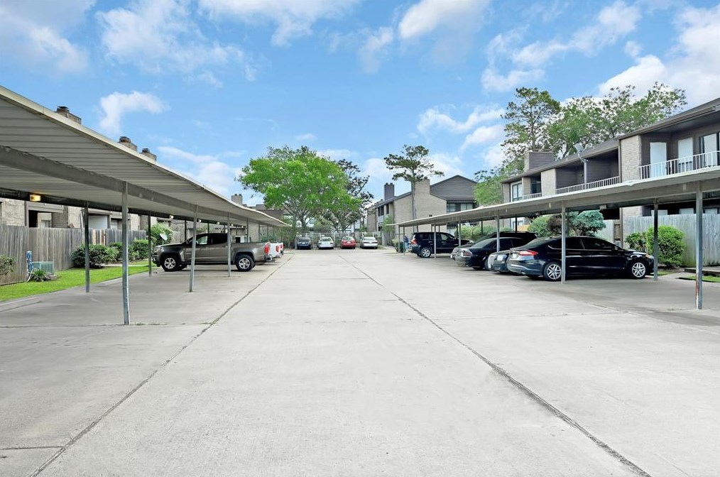 6633 W Airport Blvd #514, Houston, TX 77035
