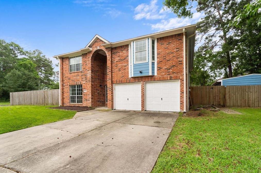 903 Via Dora Ct, Crosby, TX 77532-5735