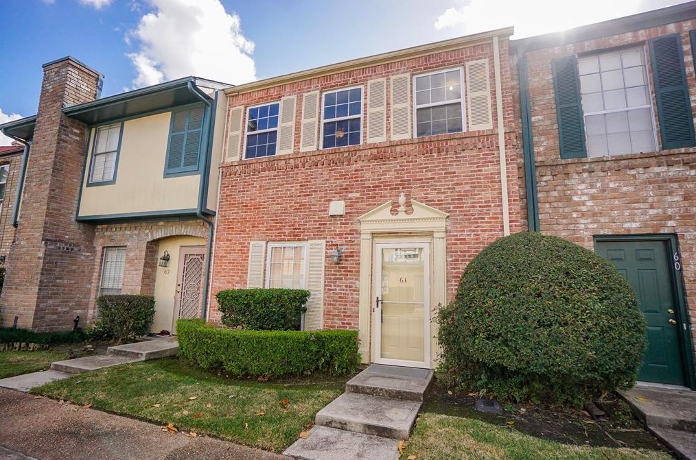 7700 Creekbend Dr #61, Houston, TX 77071