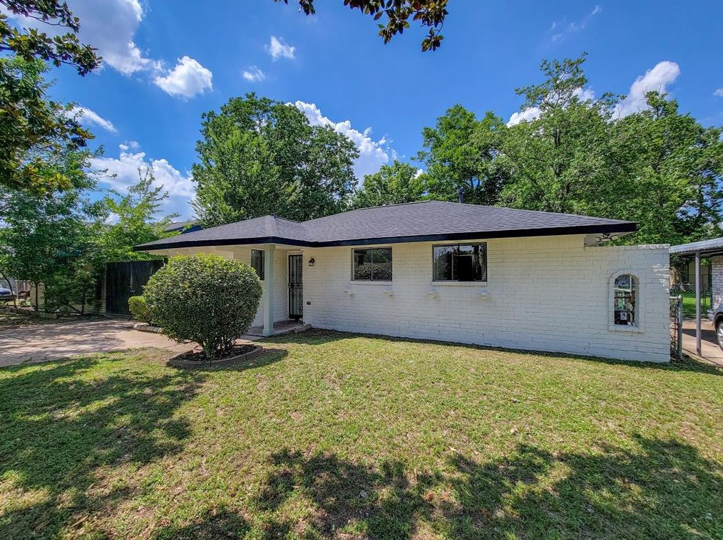 850 Conklin St, Houston, TX 77088-5102