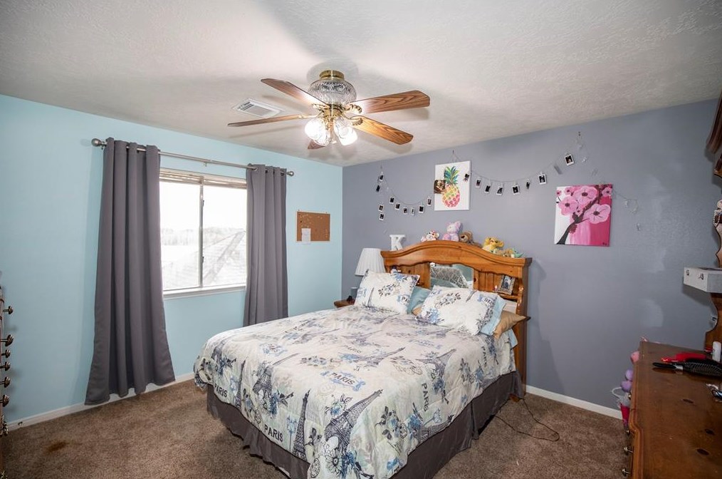 4415 Tree Line Dr, Pasadena TX 77505-3922 exterior