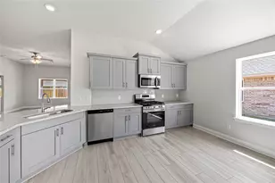 20078 Swinley Forest Dr, Cleveland, TX 77327 - Photo 10