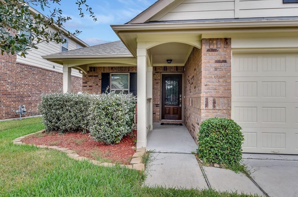 2915 Kainer Meadows Ln, Houston, TX 77047-6227
