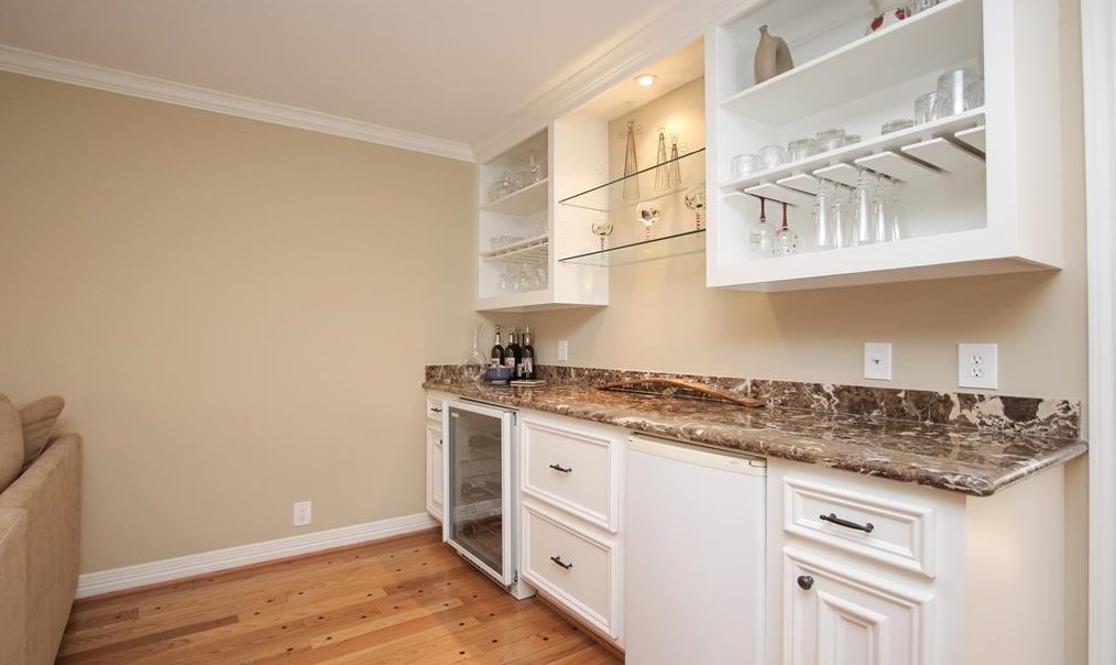 14418 Cindywood Dr, Houston TX  77079-6614 exterior
