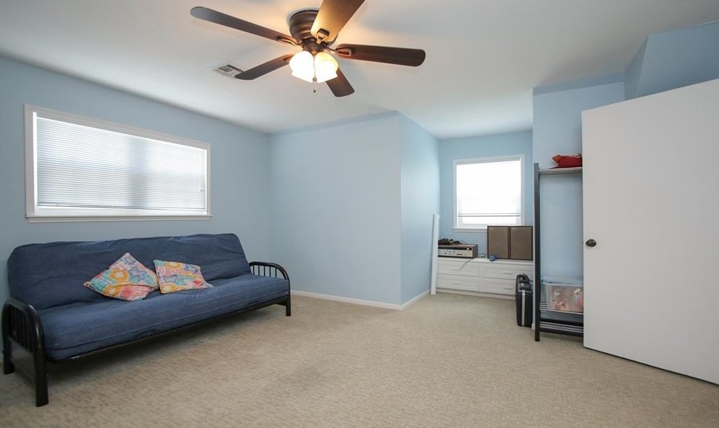 14418 Cindywood Dr, Houston TX  77079-6614 exterior