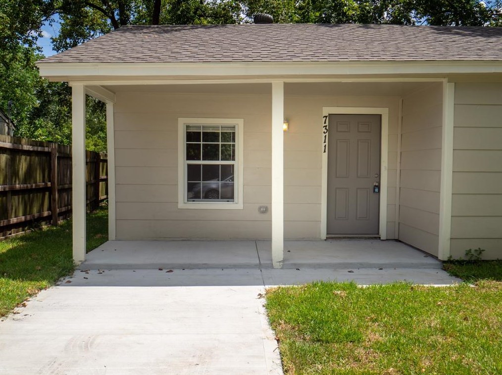 7311 Hurtgen Forest Rd, Houston, TX 77033