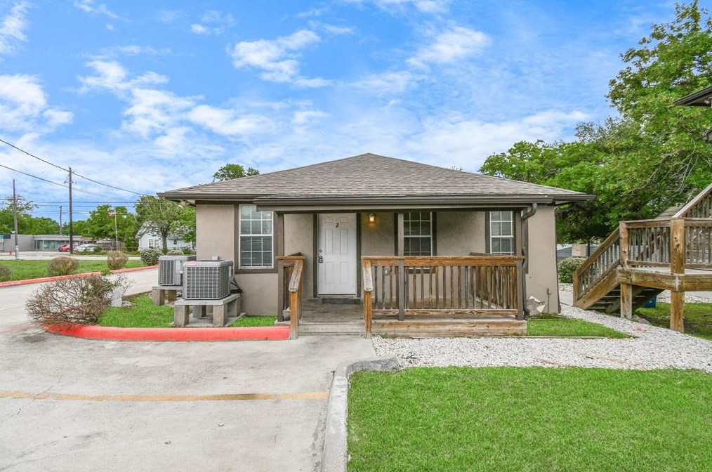 706 Harris Ave #2, Pasadena, TX 77506
