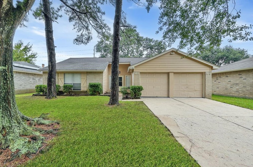 4730 Temple Bell Dr, Spring TX  77388-2826 exterior