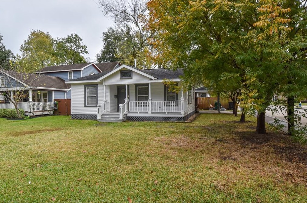 302 E 25th St, Houston, TX 77008