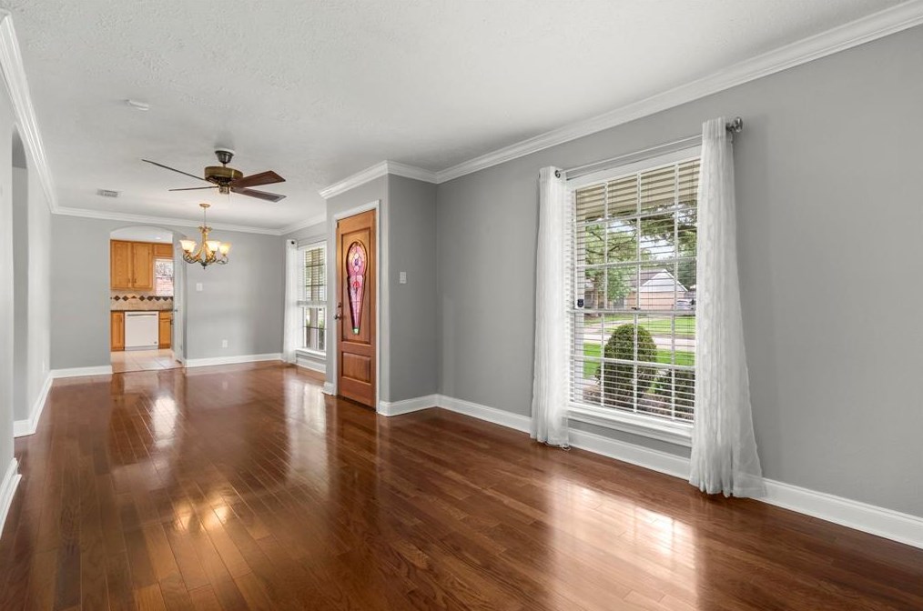 11323 Sagetrail Dr, Houston TX  77089-4417 exterior
