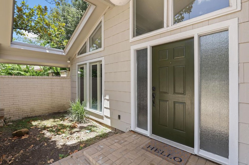 1406 Ravenscourt Dr, Sugar Land, TX 77498-2480