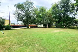 1517 4th, Rosenberg, TX 77471 - Photo 2