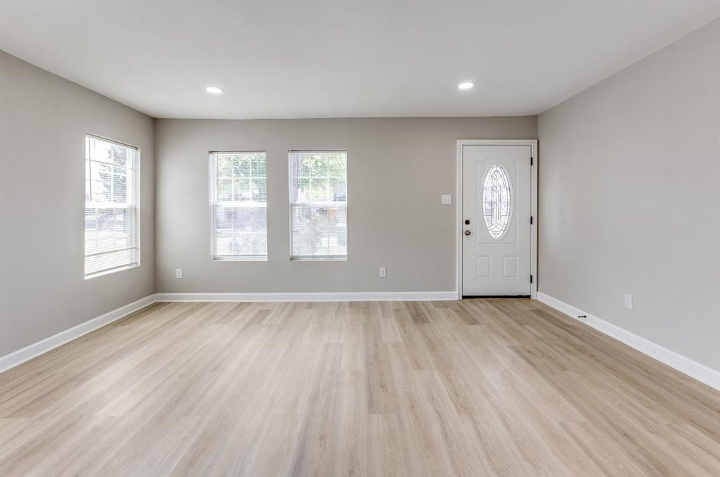 5737 Dorbrandt St, Houston TX  77023-4717 exterior