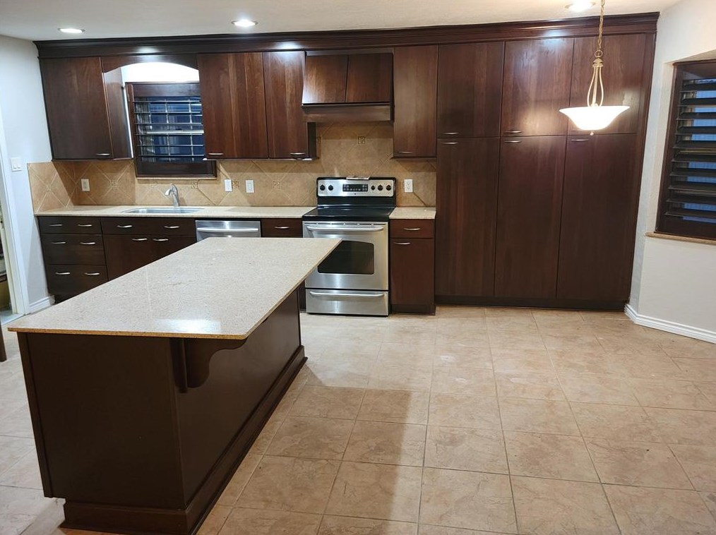 343 Windsor Sq, Alvin, TX 77511
