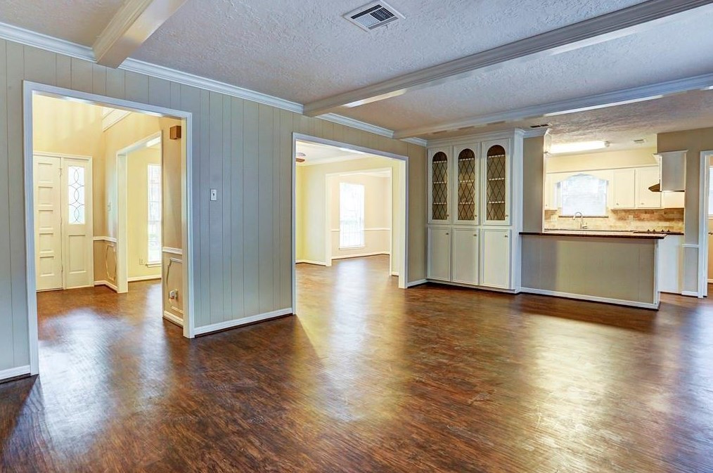 8023 Oak Moss Dr, Spring, TX 77379