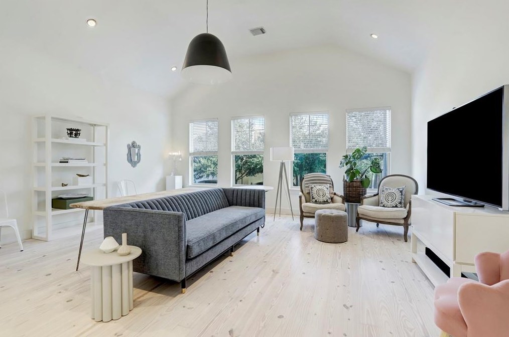 1333 Alexander St, Houston TX 77007-1422 exterior