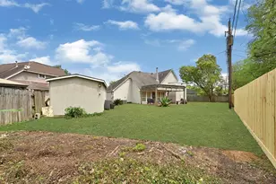 4510 Beechcraft St, Seabrook, TX 77586 - Photo 4