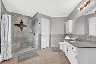 4510 Beechcraft St, Seabrook, TX 77586 - Photo 22