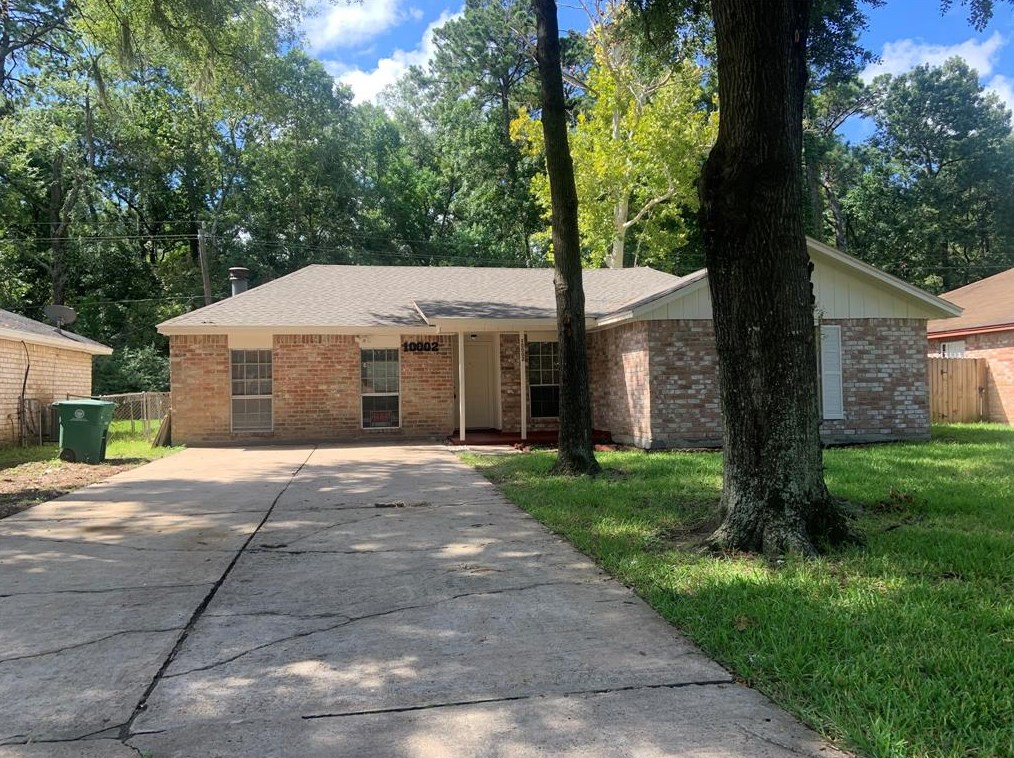10002 Valley Wind Dr, Houston, TX 77078