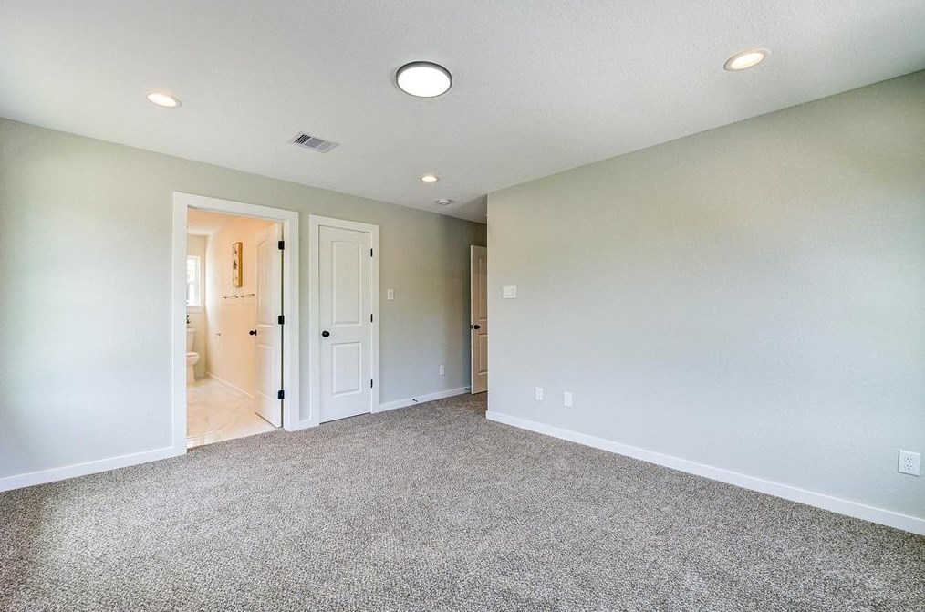 8359 Tate St, Houston TX 77028-5535 exterior