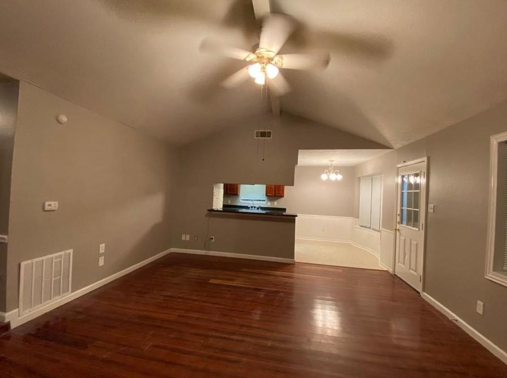 835 Reseda Dr, Houston TX  77062-5027 exterior