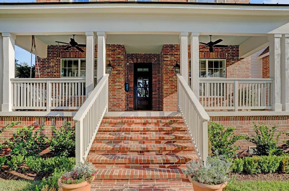 5039 Wigton Dr, Houston, TX 77096-5327