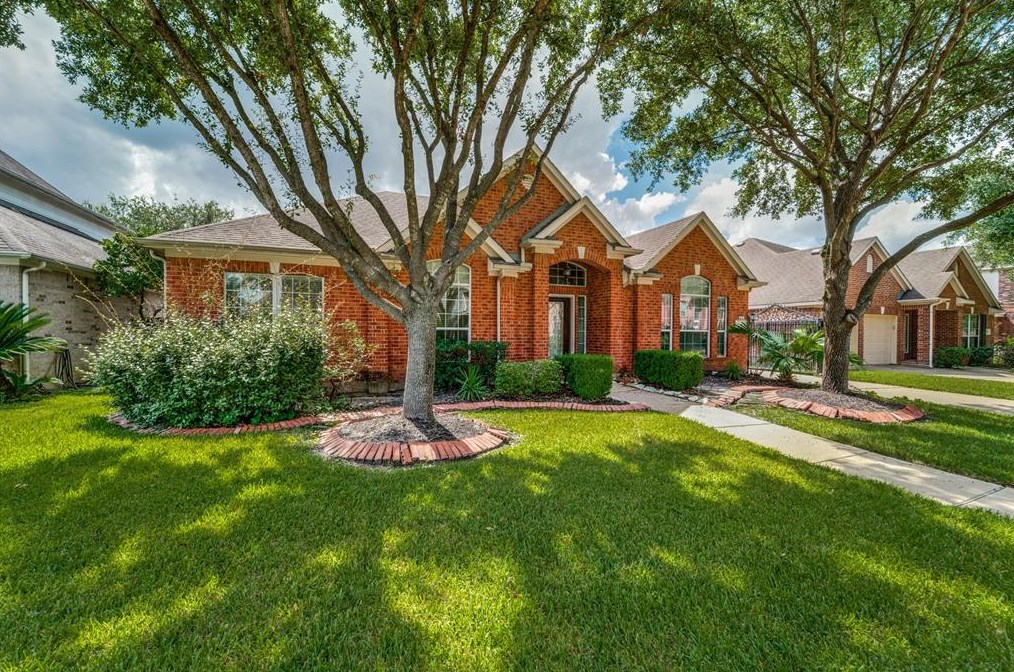 7911 Chateau Point Ln, Houston, TX 77041-1244