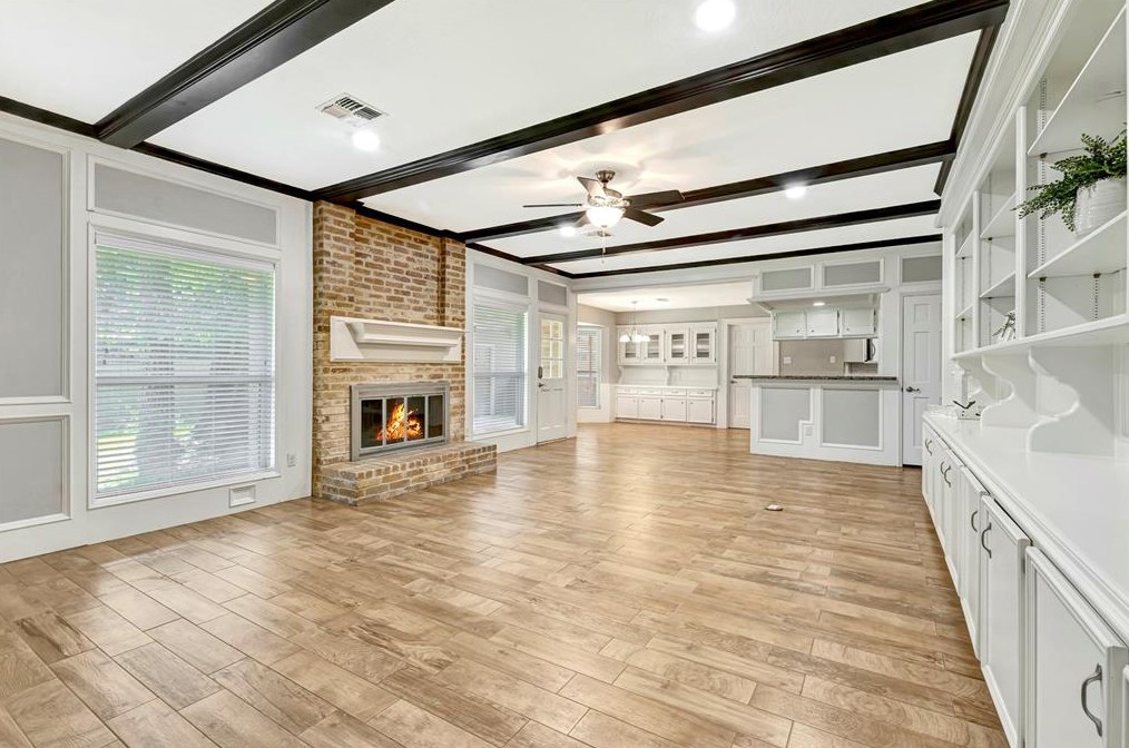 5214 Timber Shade Dr, Humble, TX 77345