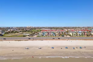 7000 Seawall Blvd, Galveston, TX 77551 - Photo 30