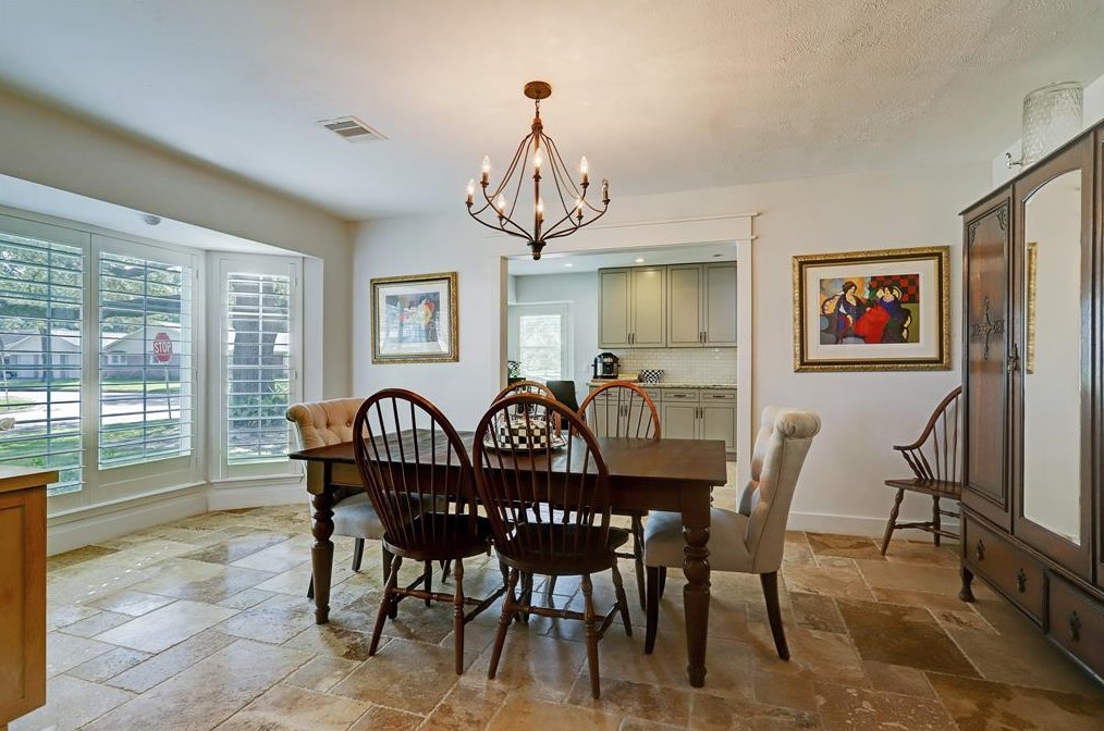 11314 Ash Creek Dr, Houston TX  77043-4607 exterior