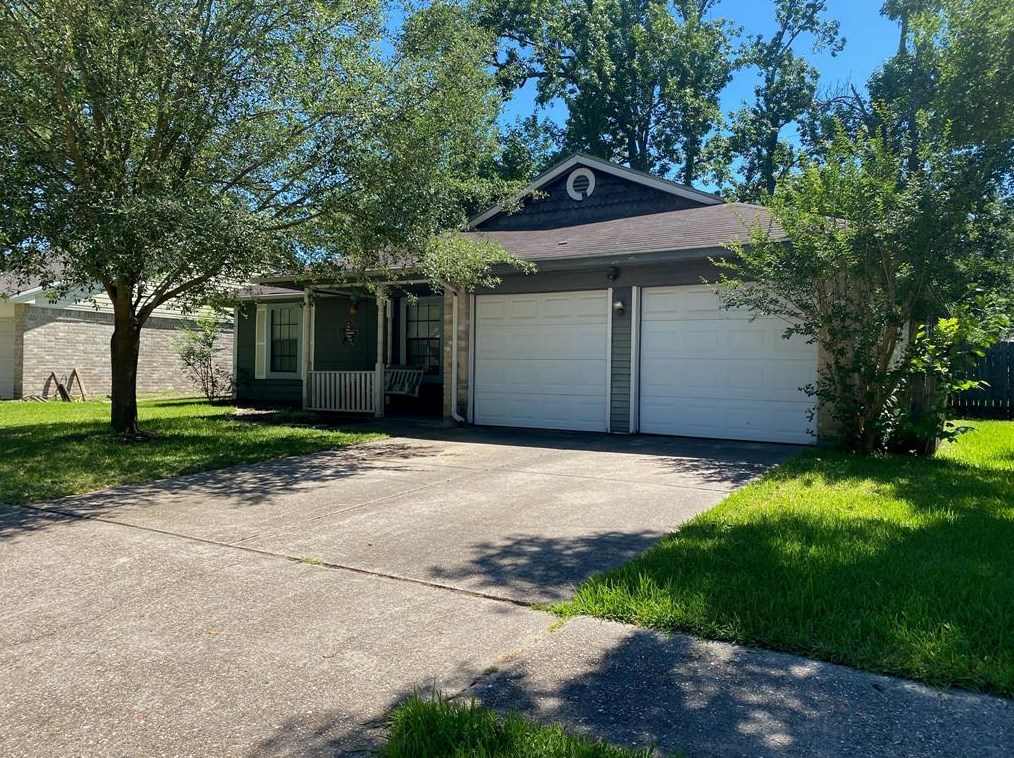 3215 Lockgate Dr, Spring TX  77388-3374 exterior