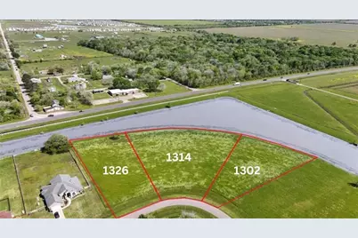 1302 Lakeland Circle, Rosharon, TX 77583 - Photo 2