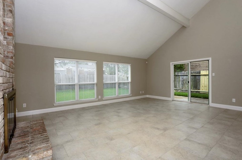 1111 Kempsford Dr, Katy, TX 77450