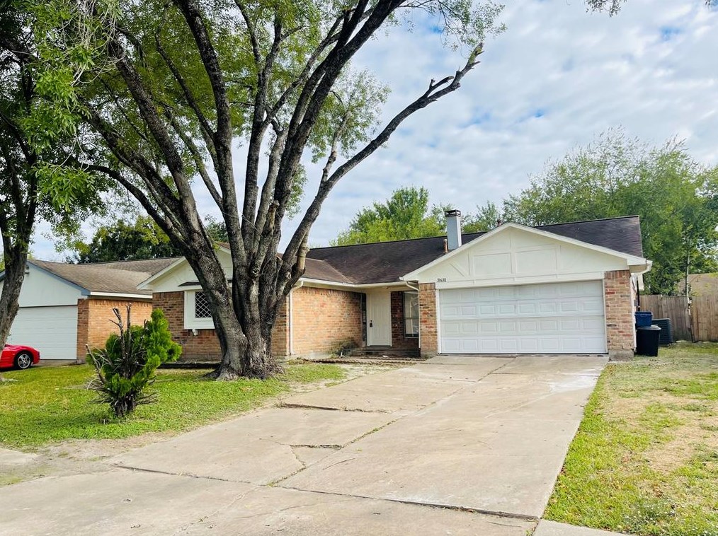 3631 Brier Gardens Dr, Houston, TX 77082