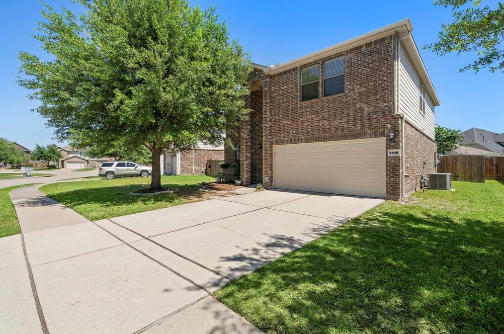 1418 Maple Dr, Katy, TX 77493-2908