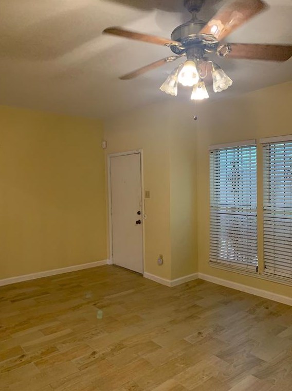 8457 Wednesbury Ln, Houston, TX 77074