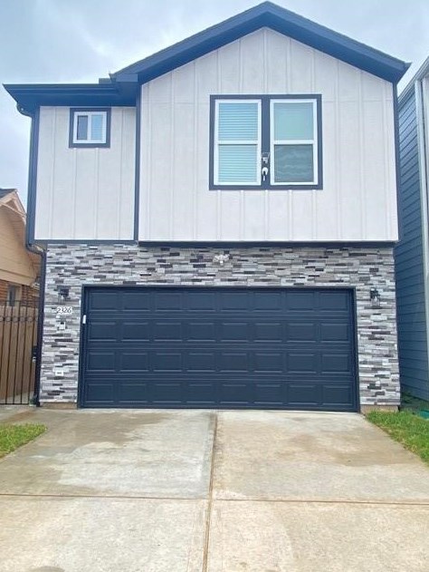 2326 Cumberland St, Houston TX  77023-5224 exterior